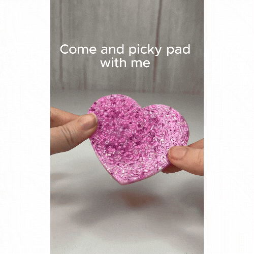 Picking Pad - Pink Heart 8.5cm Squish Fiddle